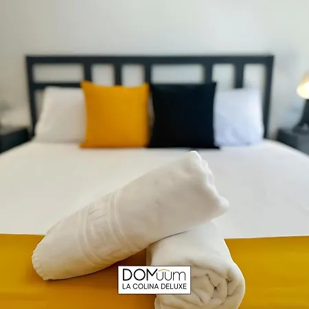 Domuum Holidays - La Colina Apartment